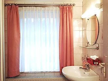 Zum Kranichsee Hotel