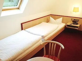 Zum Kranichsee Hotel 3*