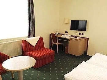 Zum Kranichsee Hotel