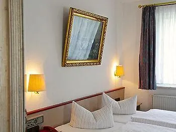 Hotel Zum Kranichsee 3*