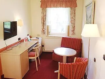 Zum Kranichsee 3*