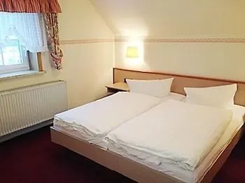 Zum Kranichsee 3*